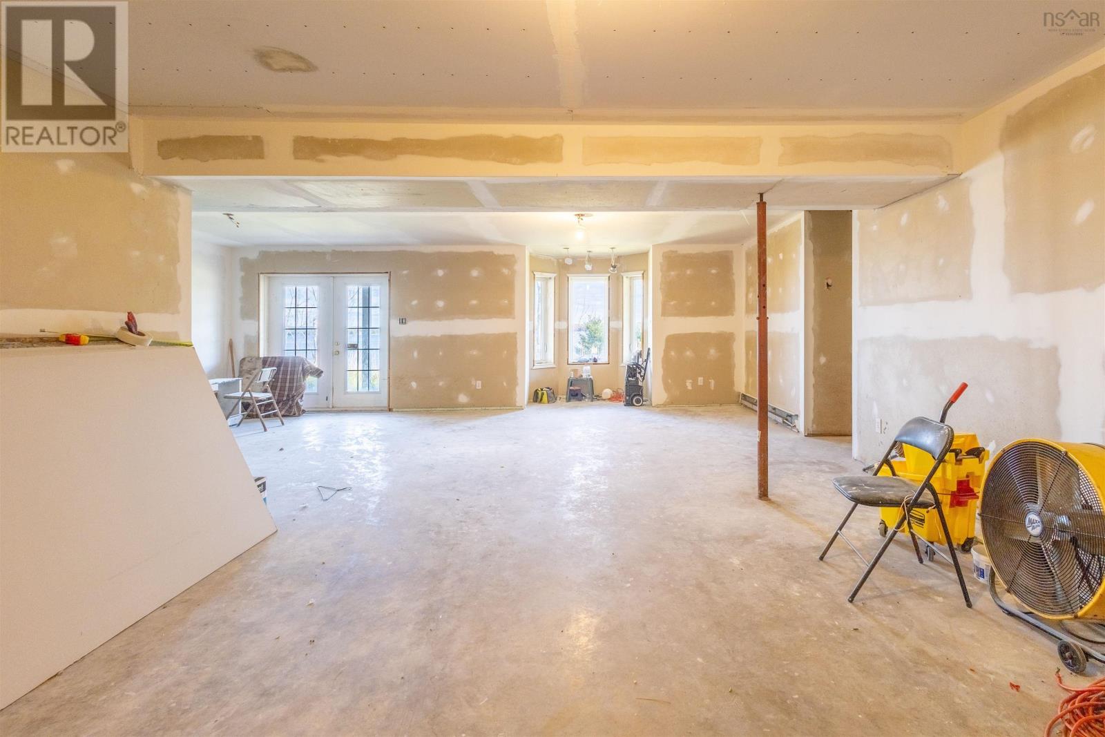225 Maple Drive Drive - 33