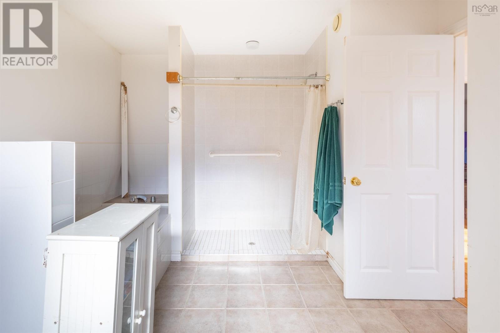 225 Maple Drive Drive - 27
