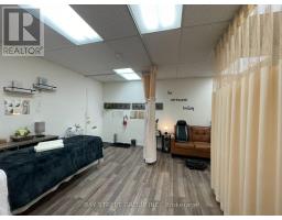 6 - 297 Lakeshore Road E, Oakville, ON L6J1J3 Photo 8