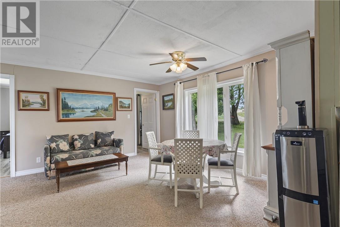 41 GRAHAM Road - 18