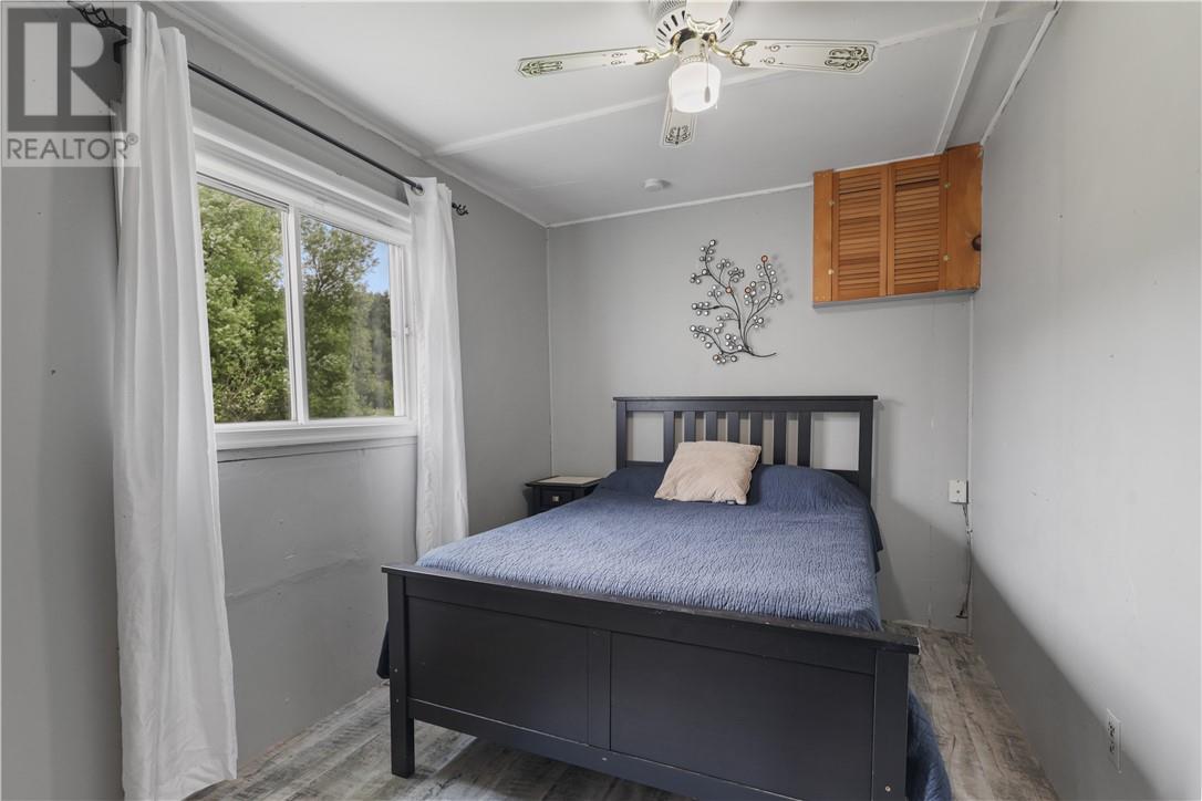 41 GRAHAM Road - Image 25