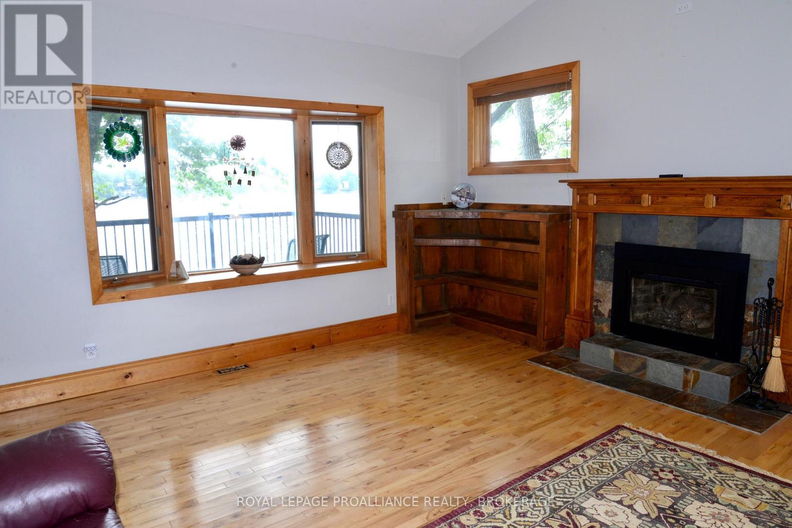 6079 CARLETON DRIVE - 12