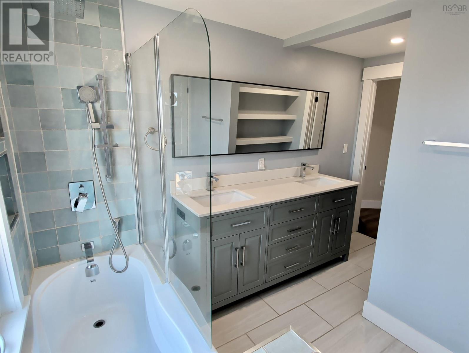2351 Ostrea Lake Road - 17