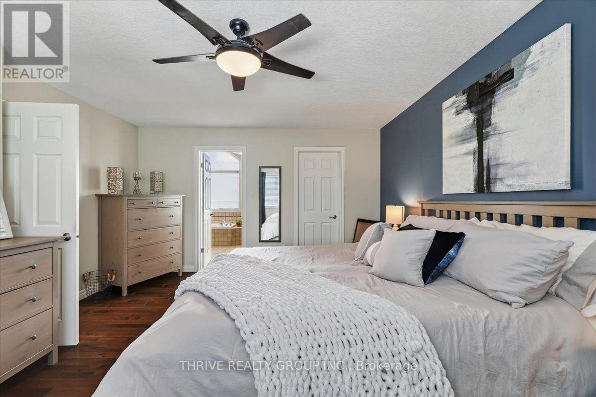 1571 BLACKMAPLE CRESCENT - 19