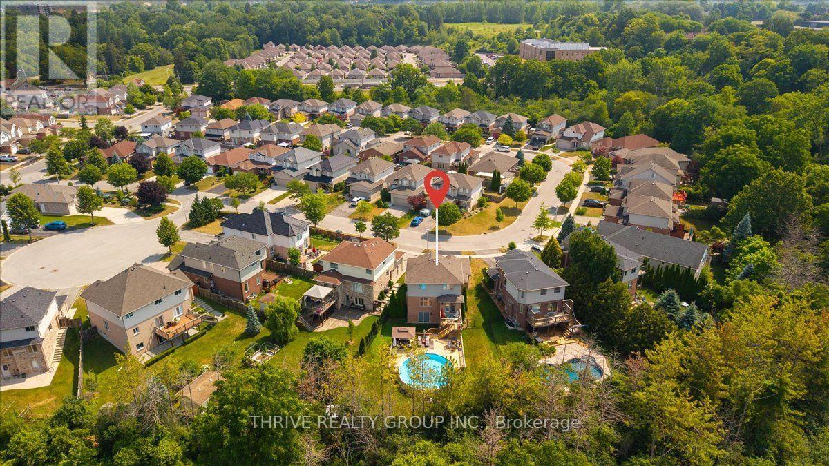 1571 BLACKMAPLE CRESCENT - 47