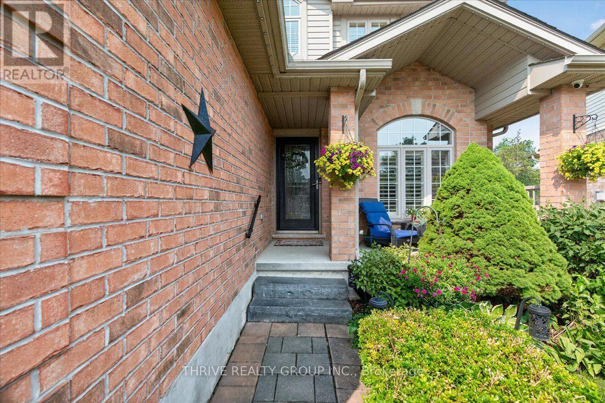 1571 BLACKMAPLE CRESCENT - 5