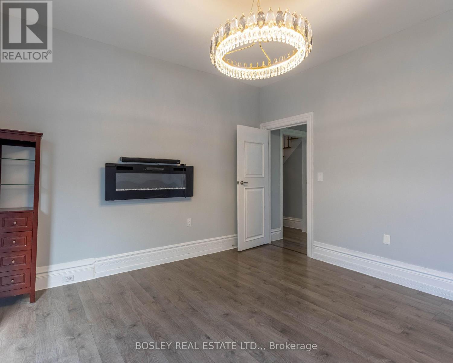 4466 FOURTH AVENUE - 12