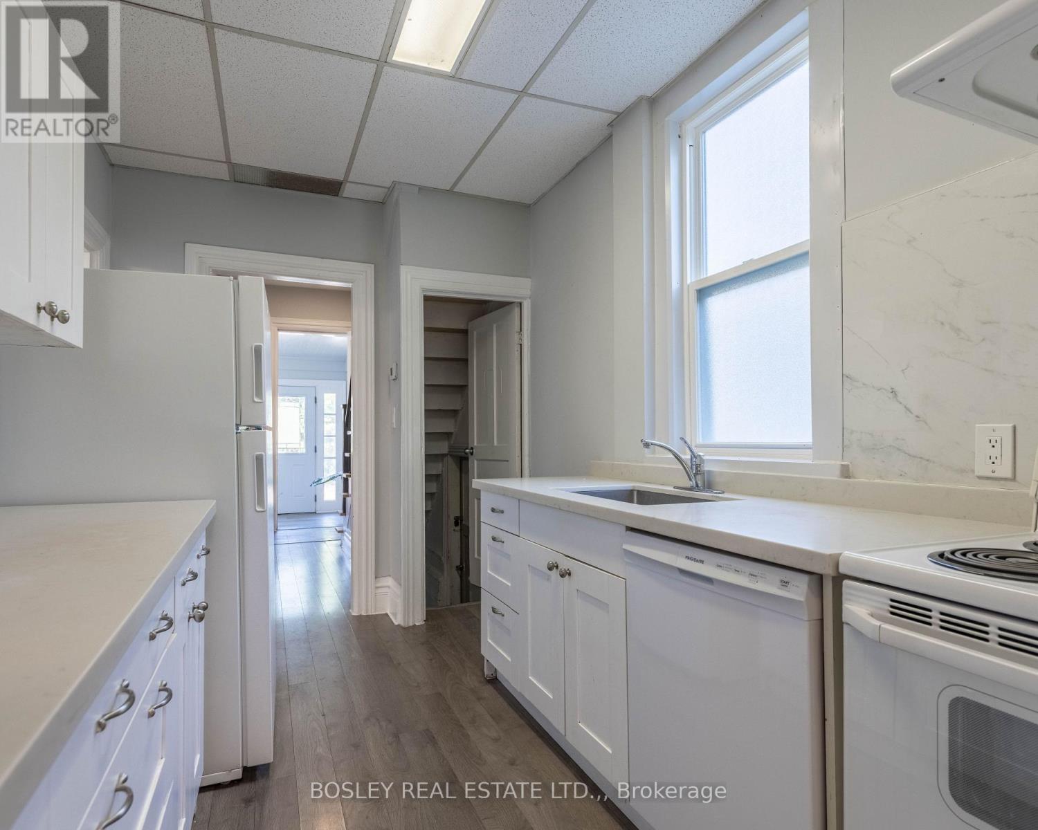 4466 FOURTH AVENUE - 14