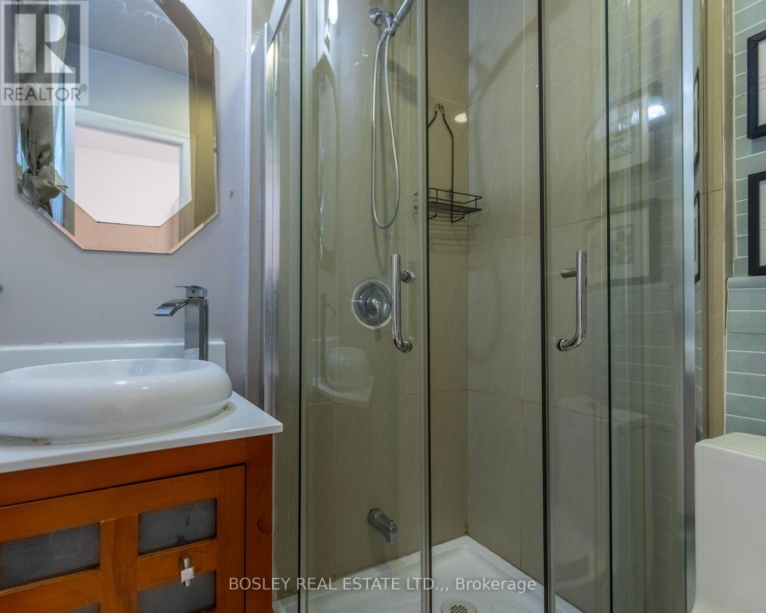 4466 FOURTH AVENUE - 15