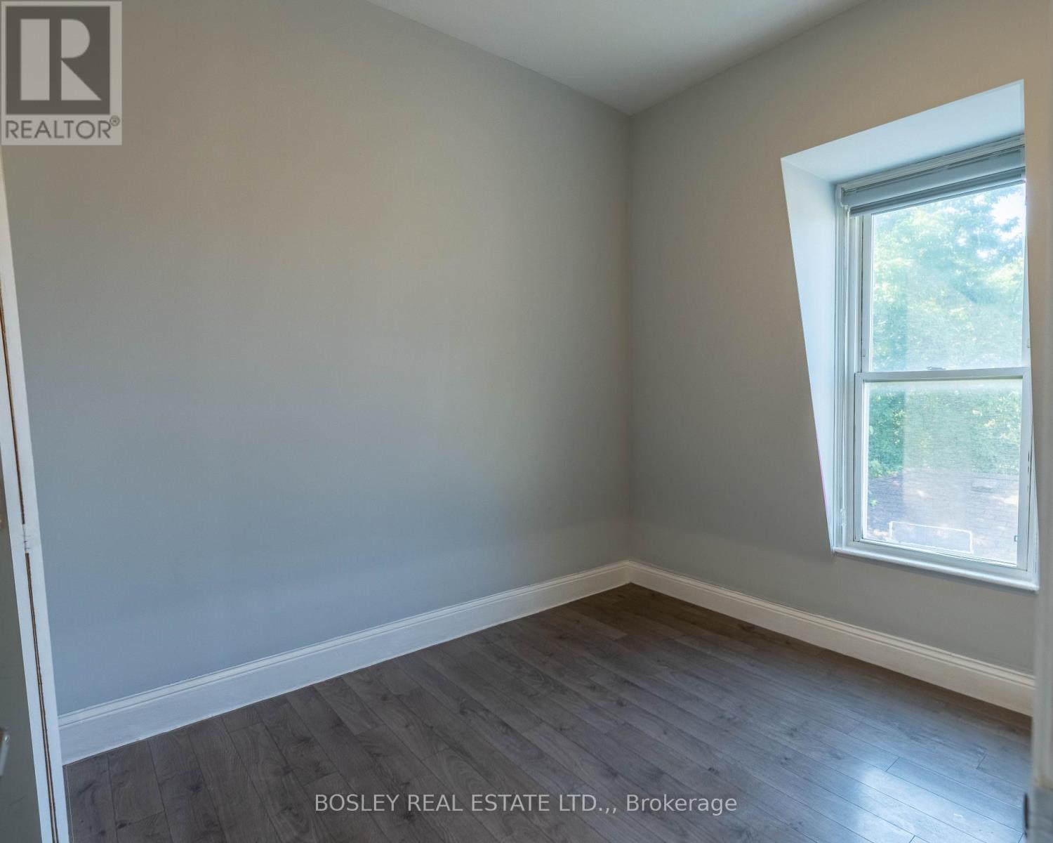 4466 FOURTH AVENUE - 18