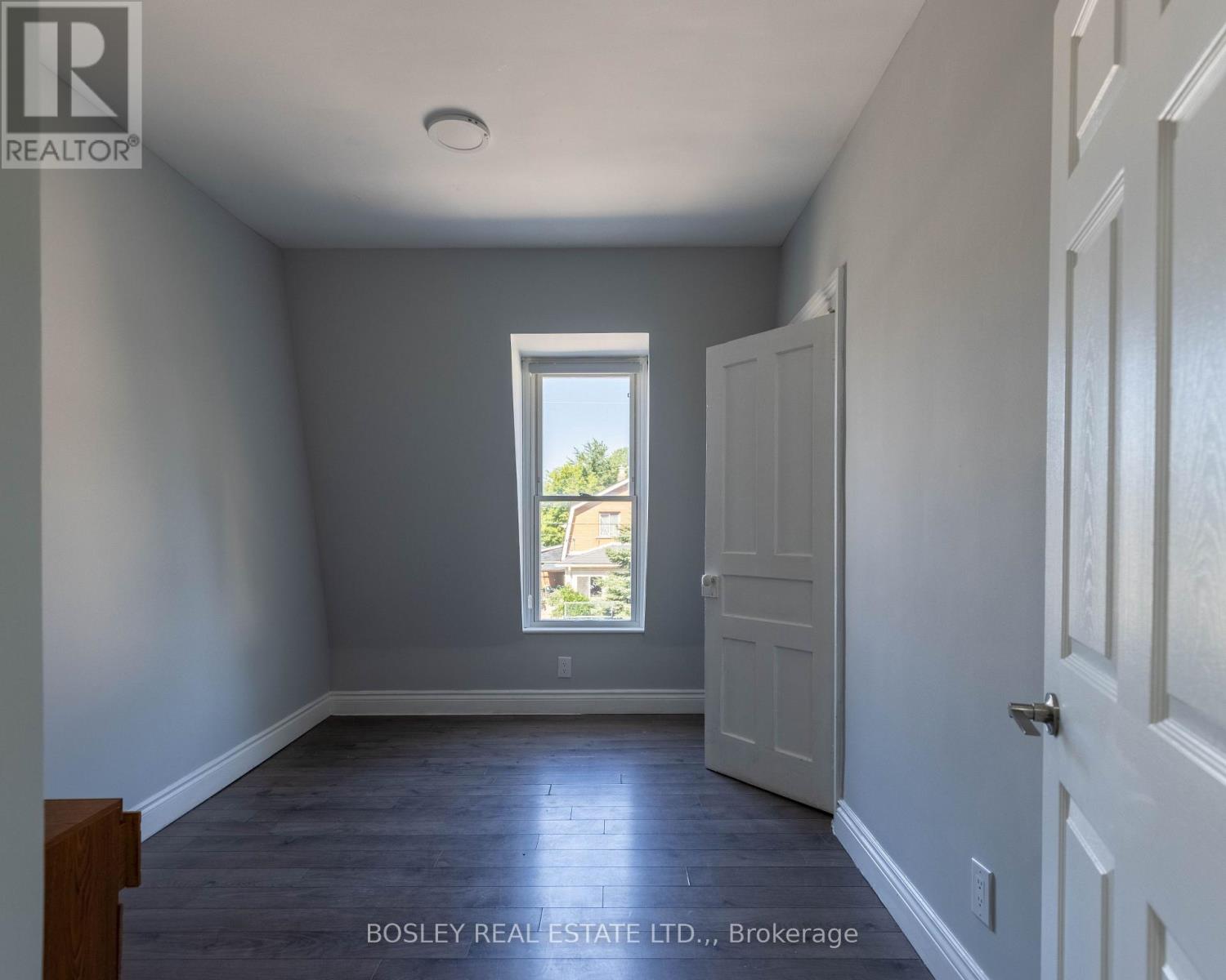 4466 FOURTH AVENUE - 24