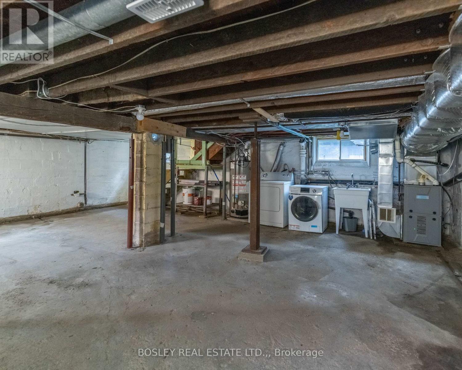4466 FOURTH AVENUE - 31