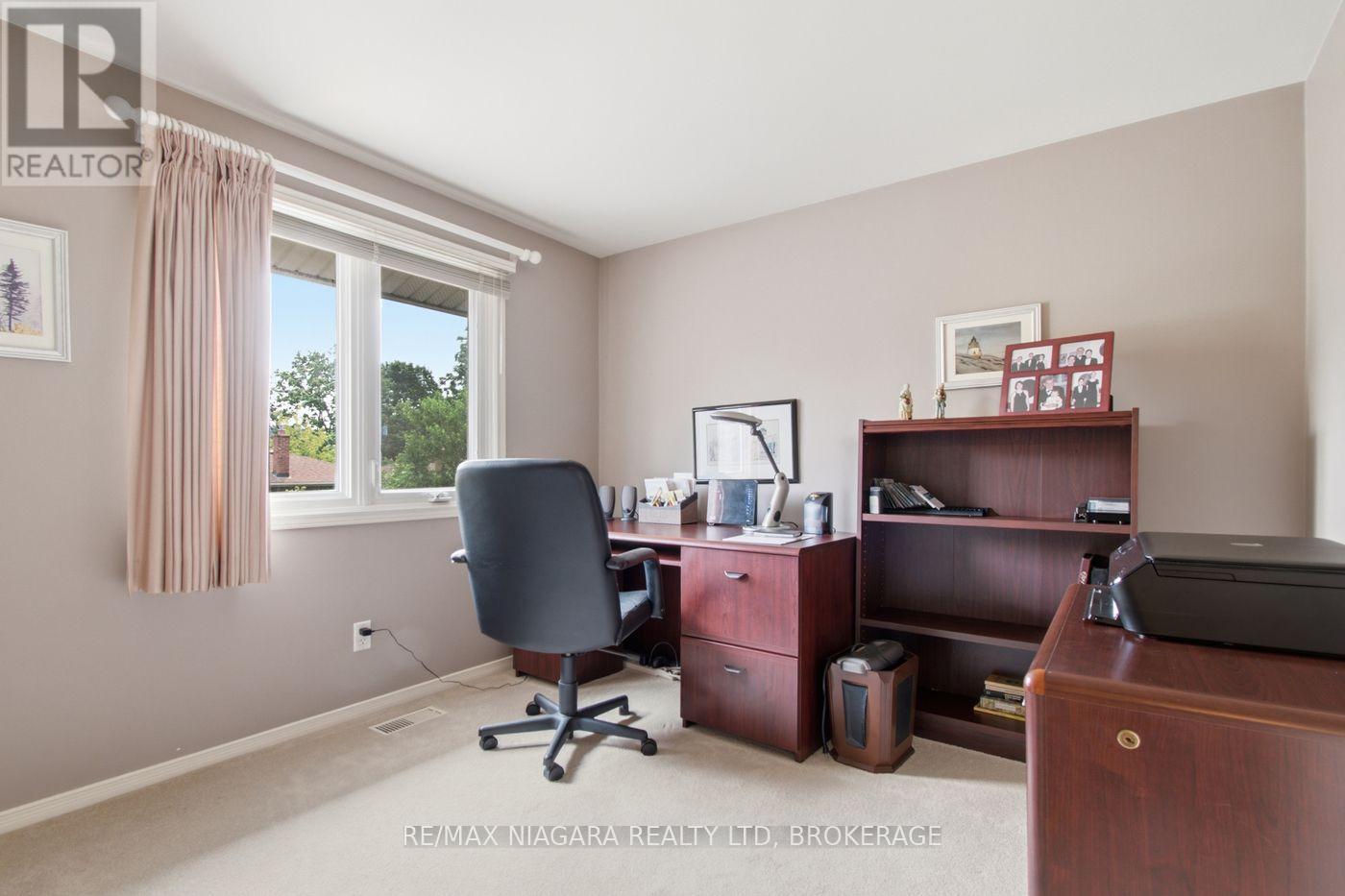 82 LAKESHORE ROAD - 15