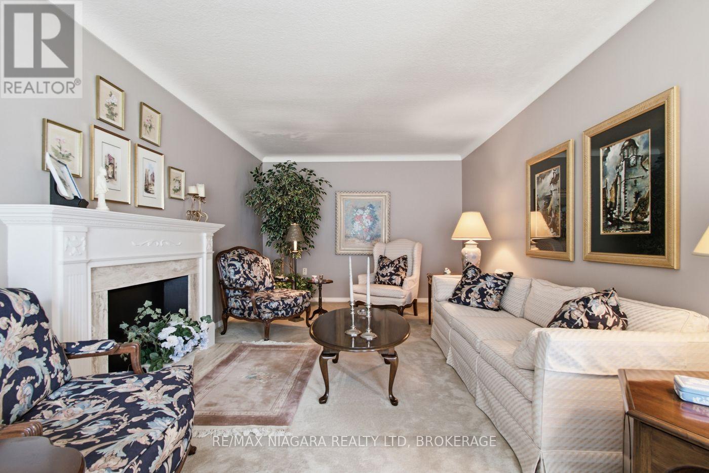 82 LAKESHORE ROAD - 3