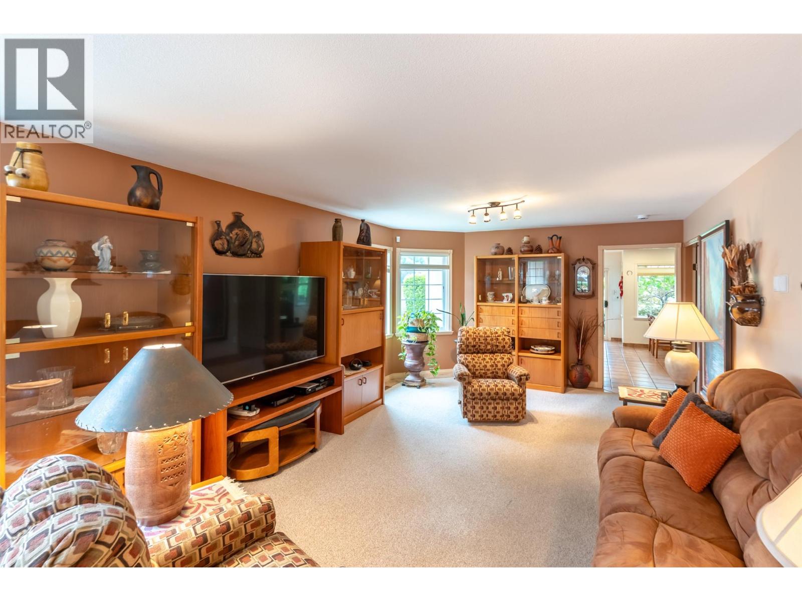 #110 801 Comox Street - 10