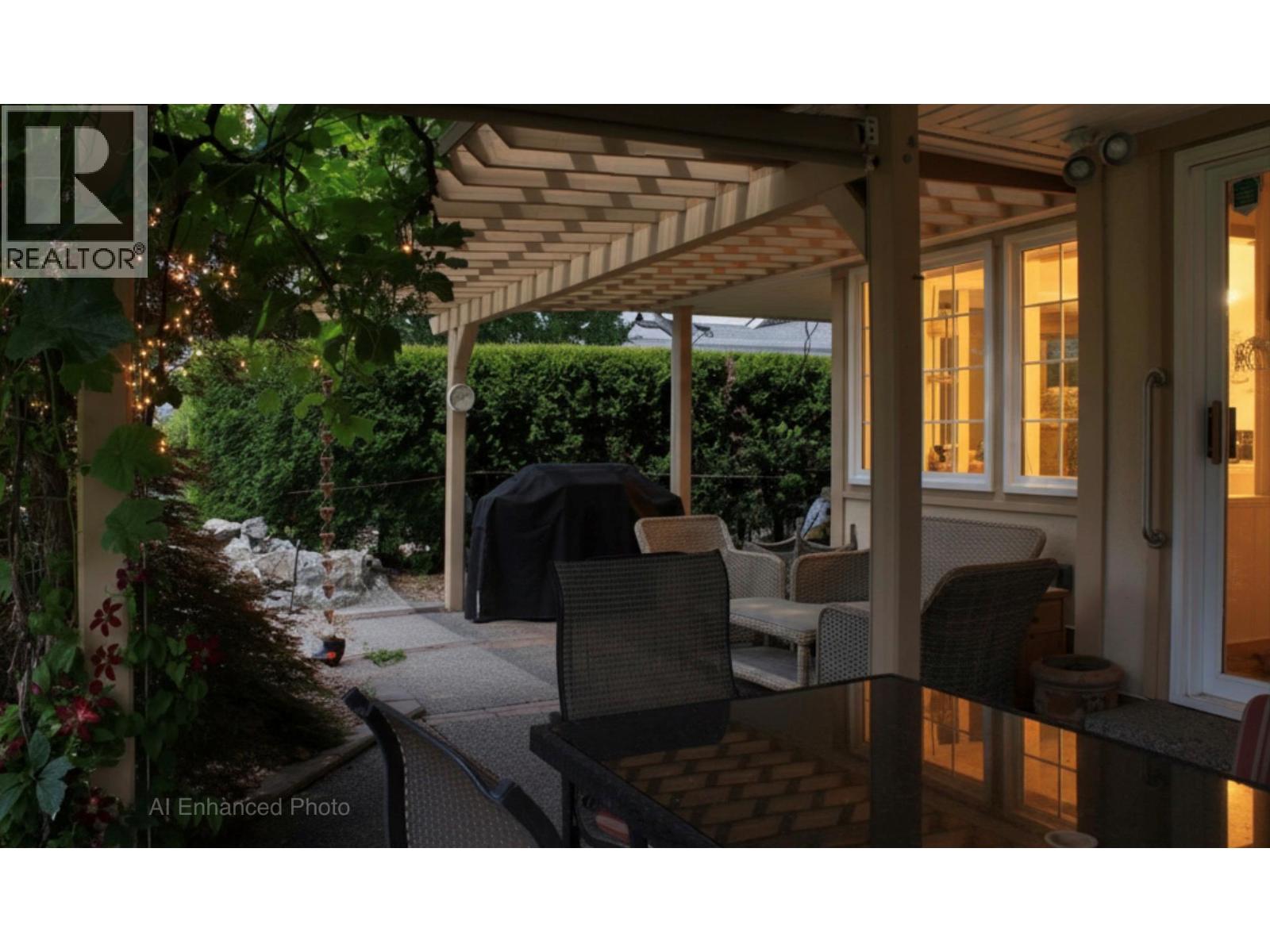 #110 801 Comox Street - 7