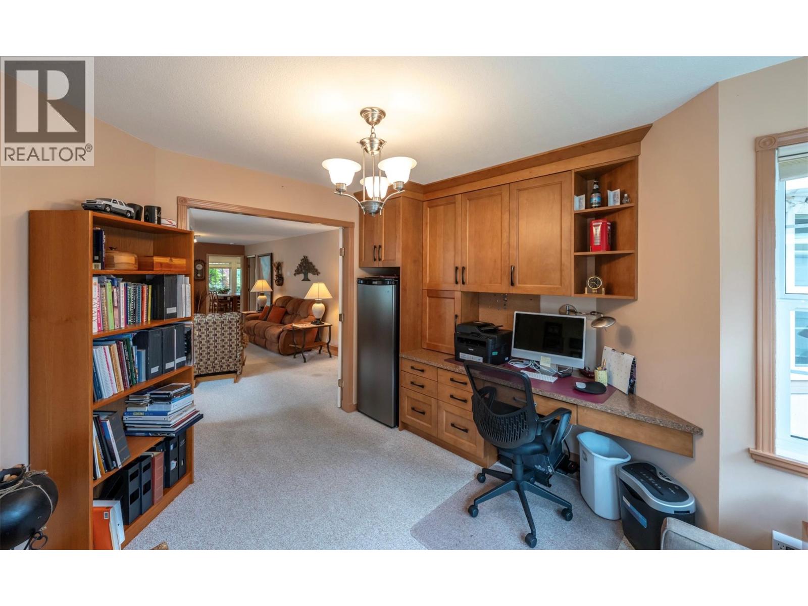 #110 801 Comox Street - 23