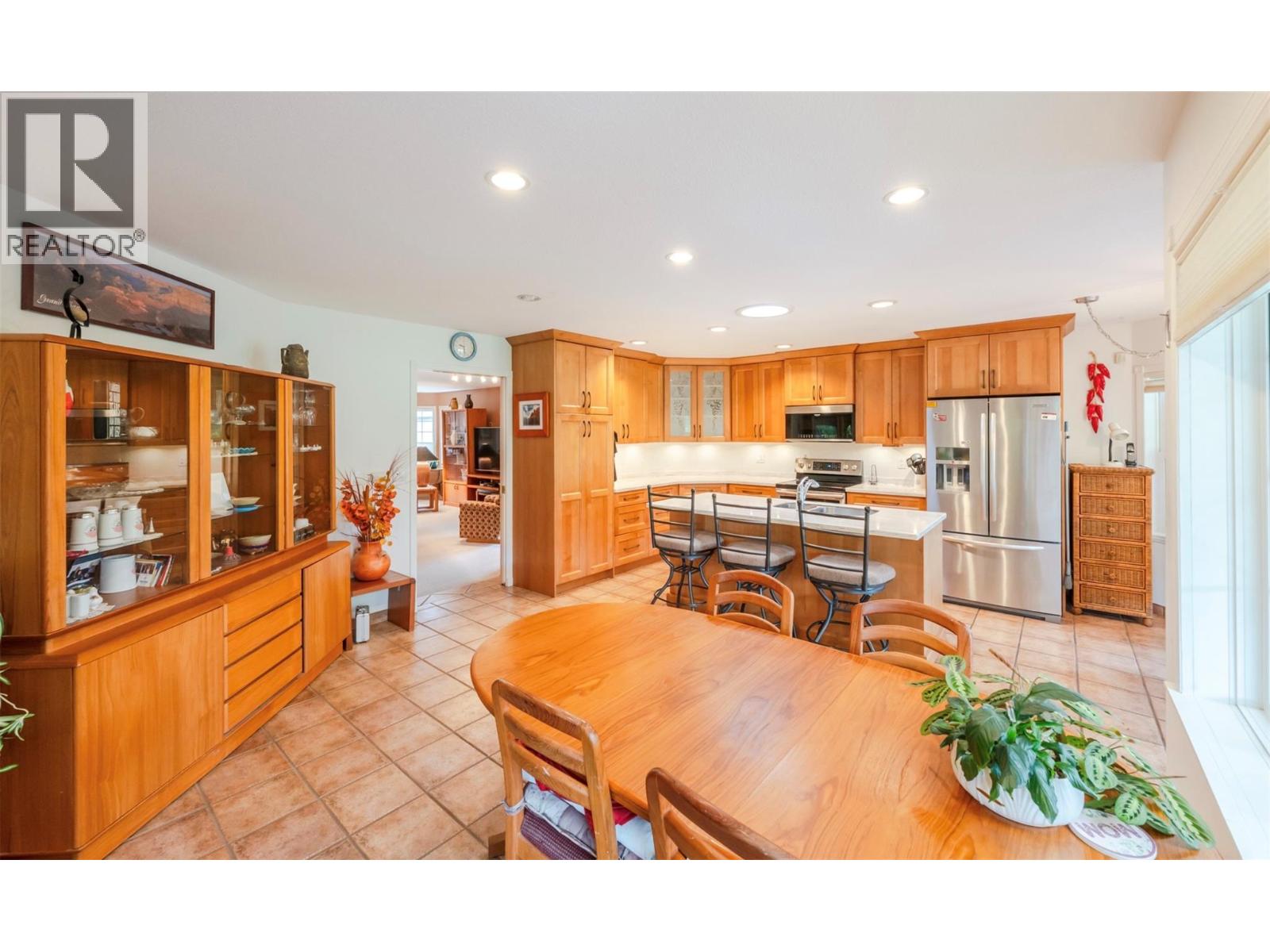 #110 801 Comox Street - 34