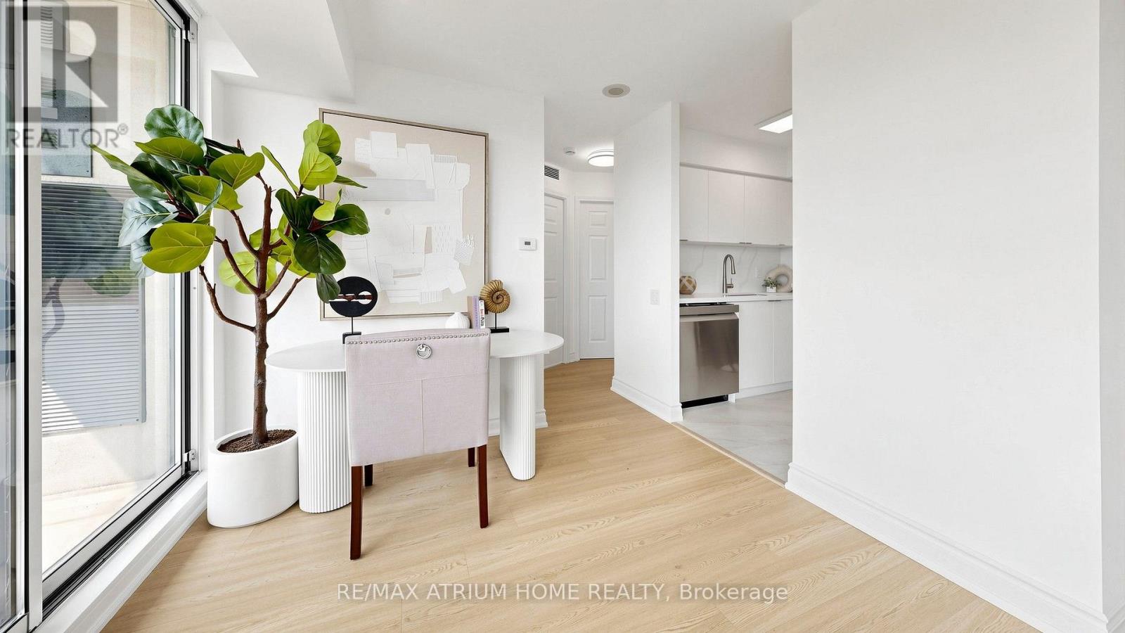 #2207 33 EMPRESS AVENUE - 19