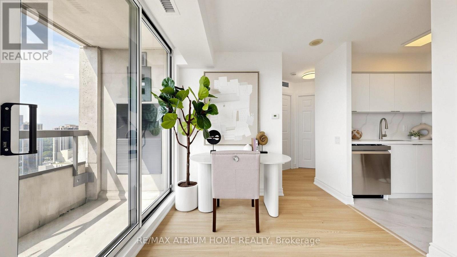 #2207 33 EMPRESS AVENUE - 20