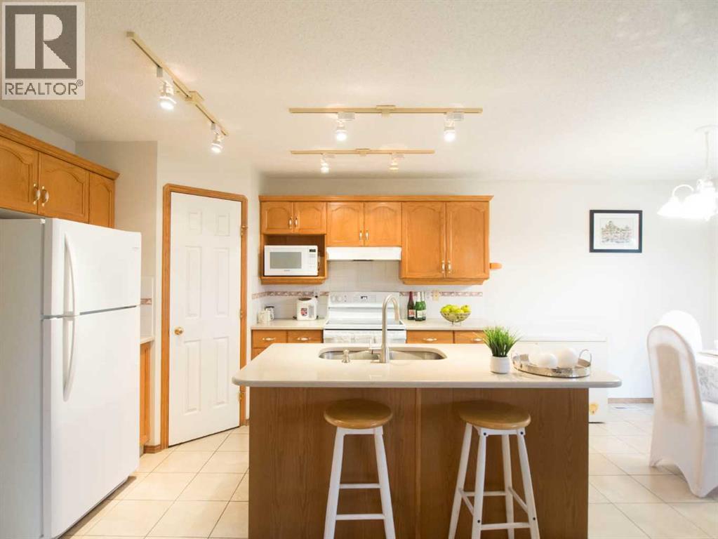 5209 Coral Shores Drive NE - 12