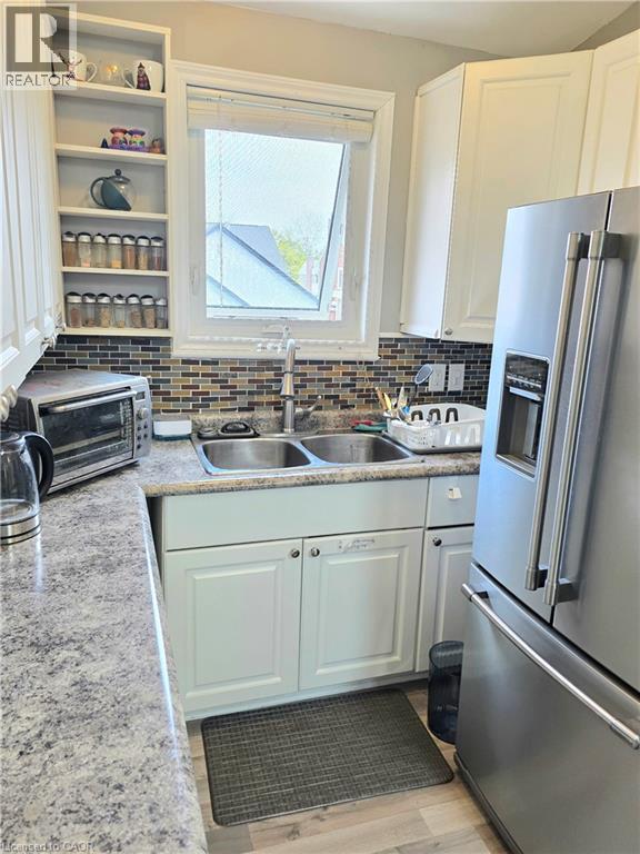 16 FOREST HILL Road - 23