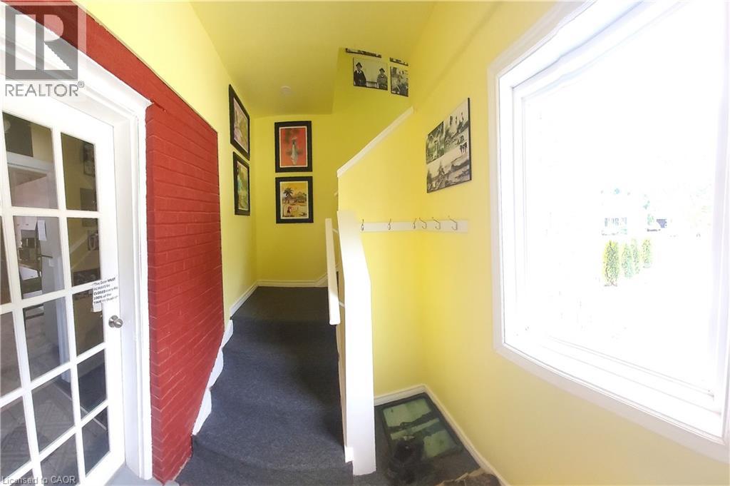 16 FOREST HILL Road - 40