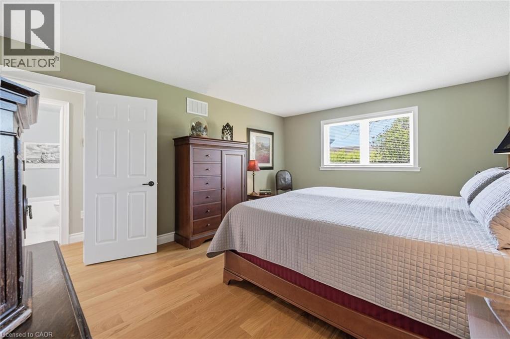 15 BAYSHORE Court - 17