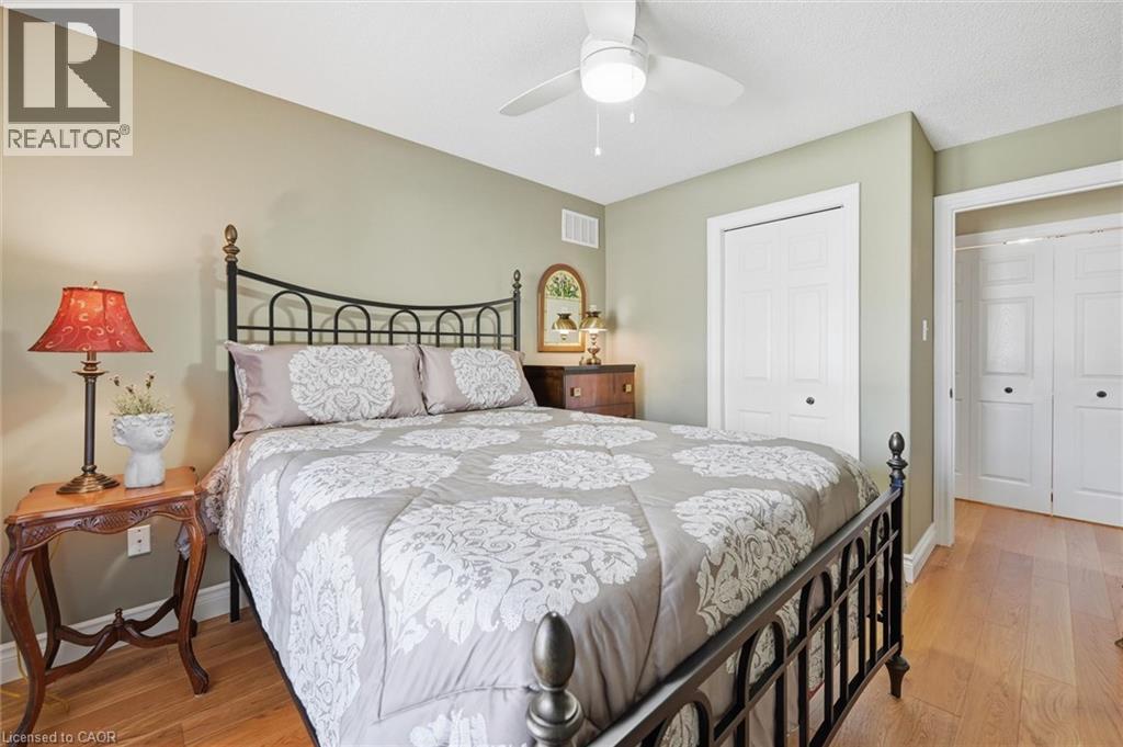 15 BAYSHORE Court - 21