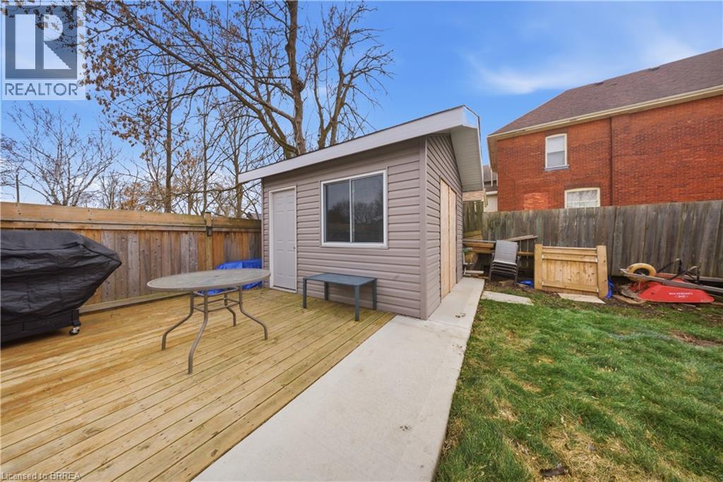 64 RICHARDSON Street - 28