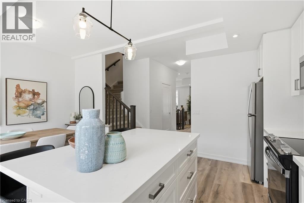 173 BURKE Street - 10