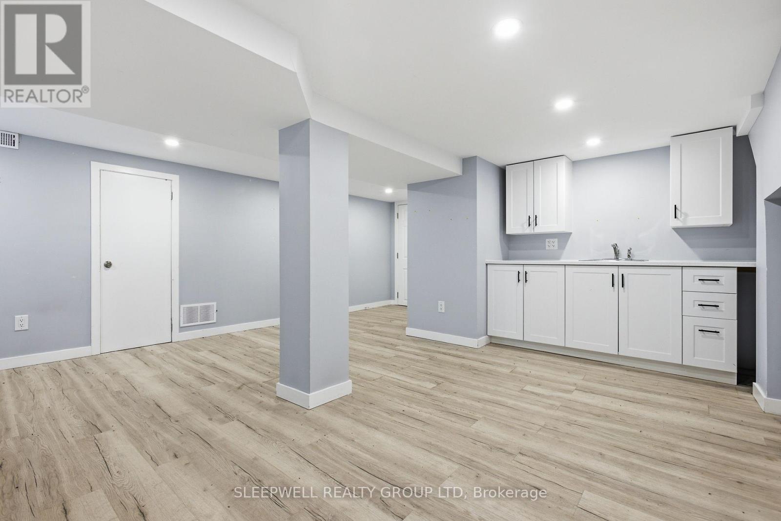 80 FOURTH AVENUE - Image 15