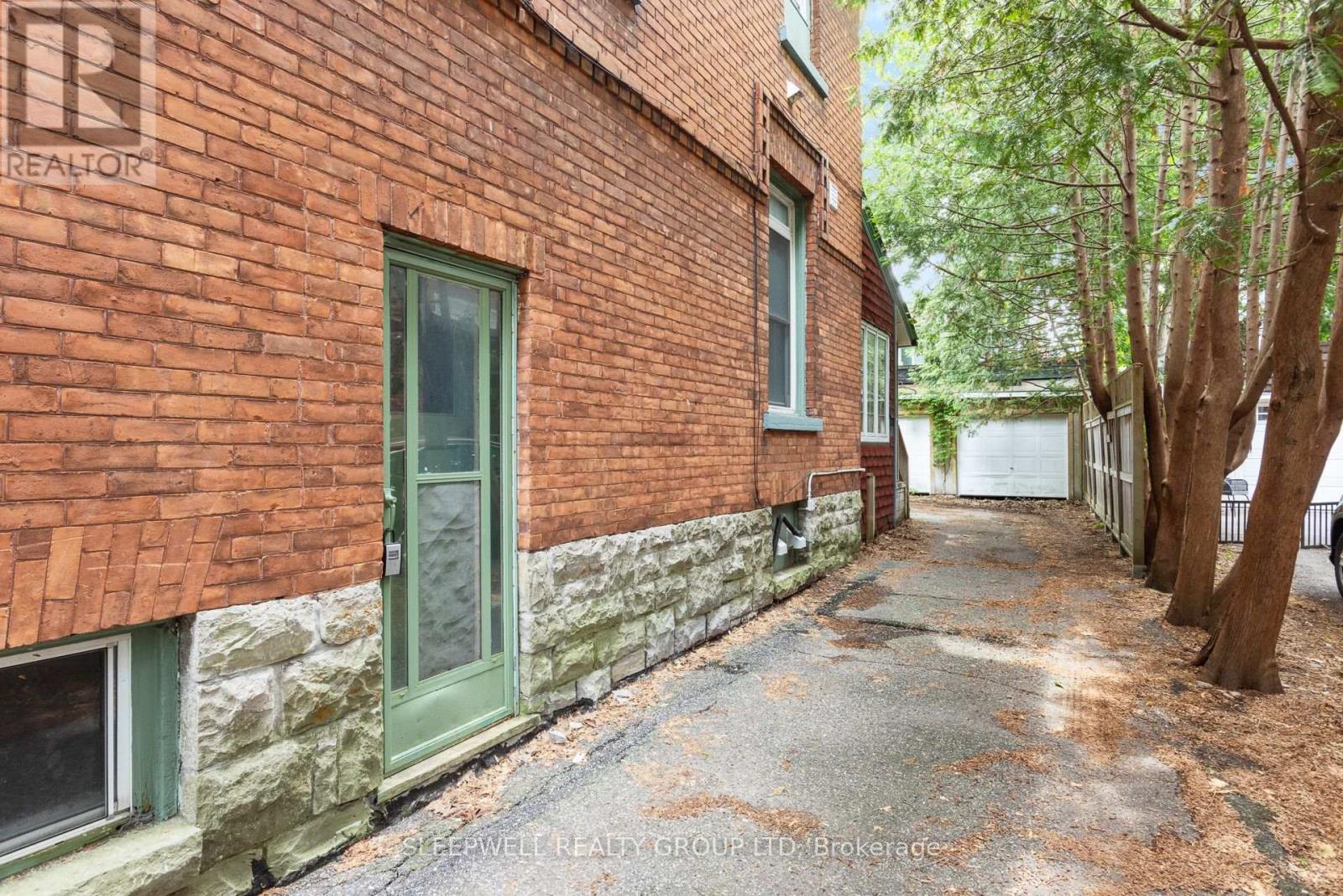 80 FOURTH AVENUE - Image 24