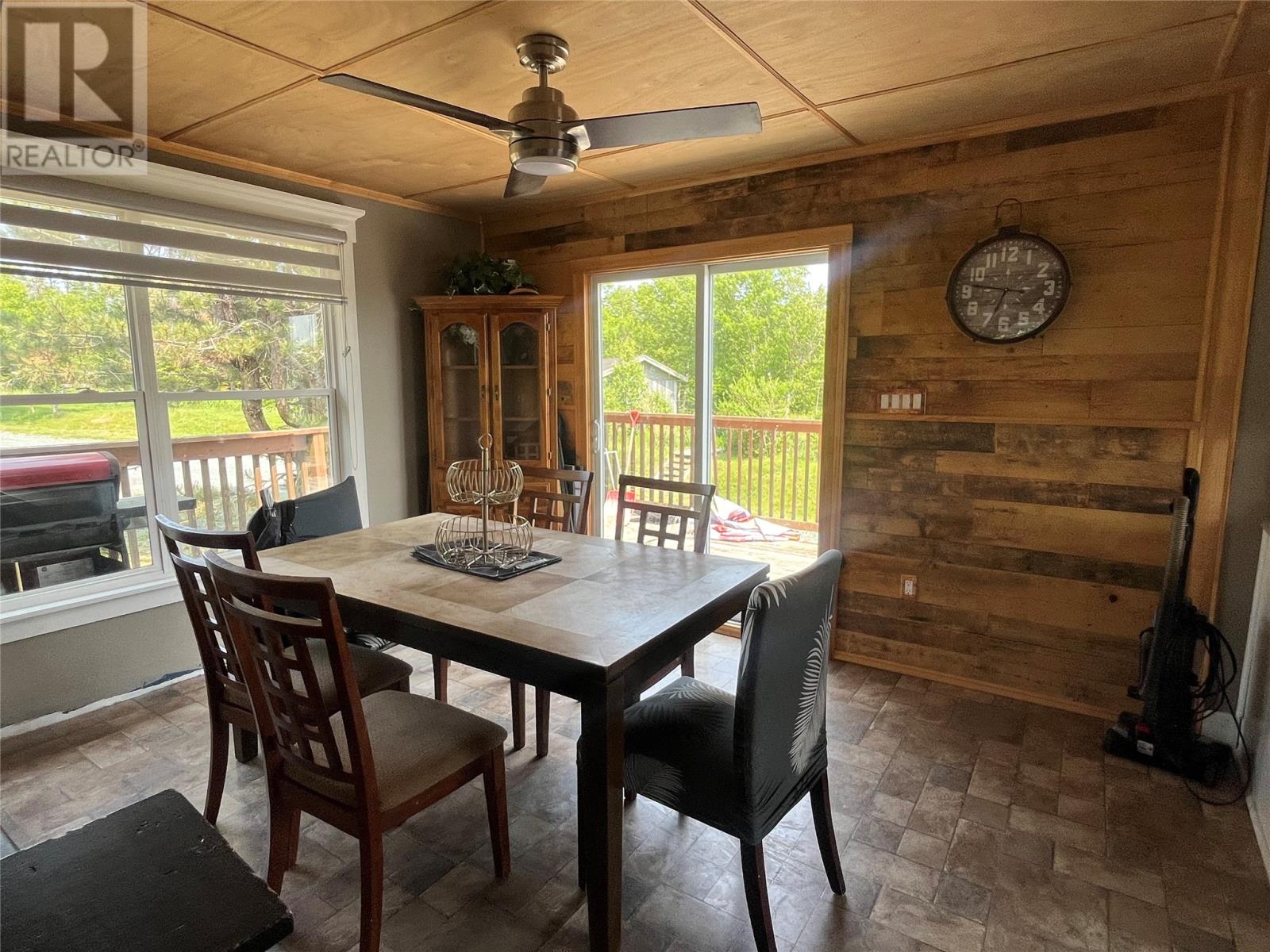 15 Horsechops Road - 28