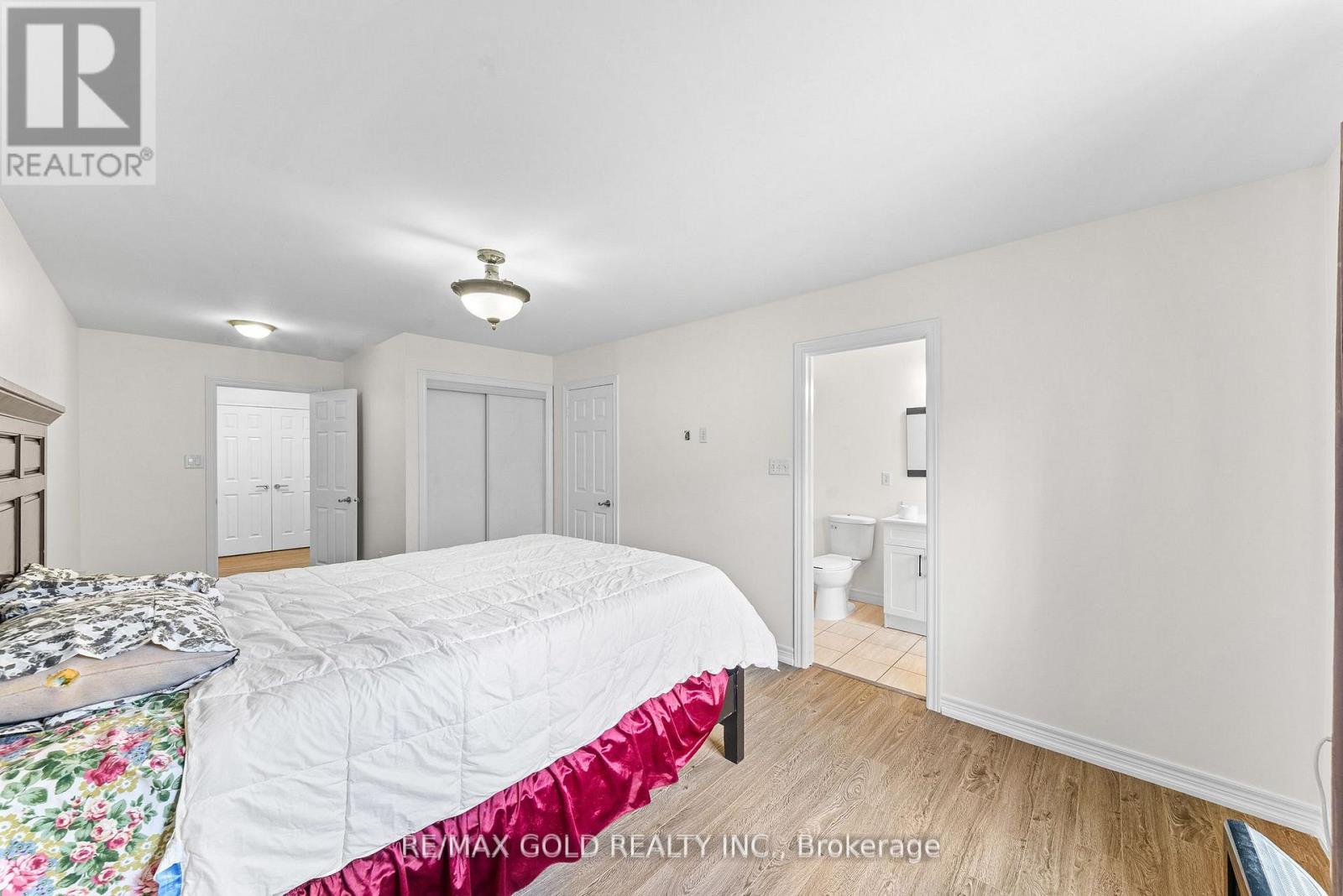 25 FRENCHPARK CIRCLE - 39