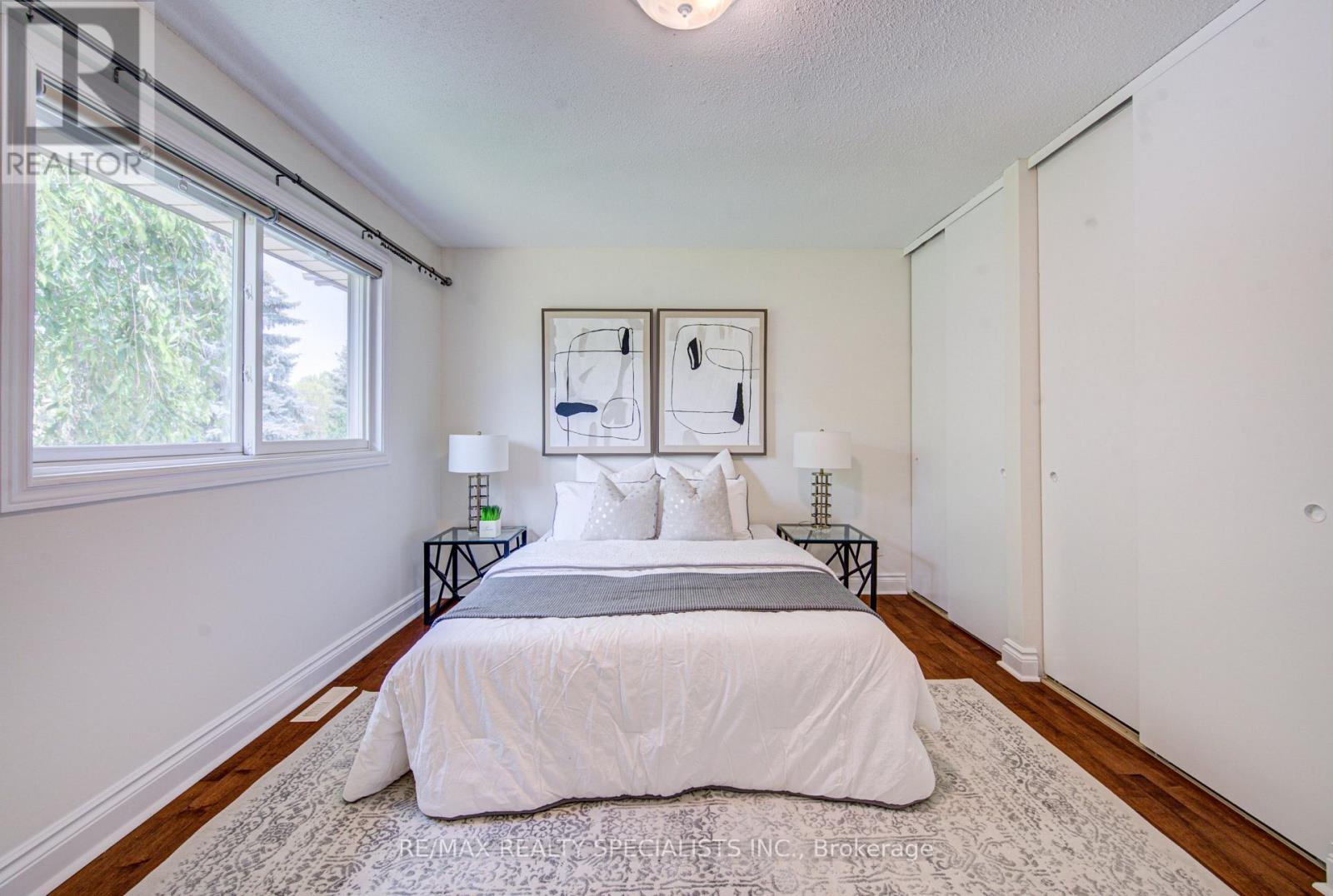 2485 COUNCIL RING ROAD - 21