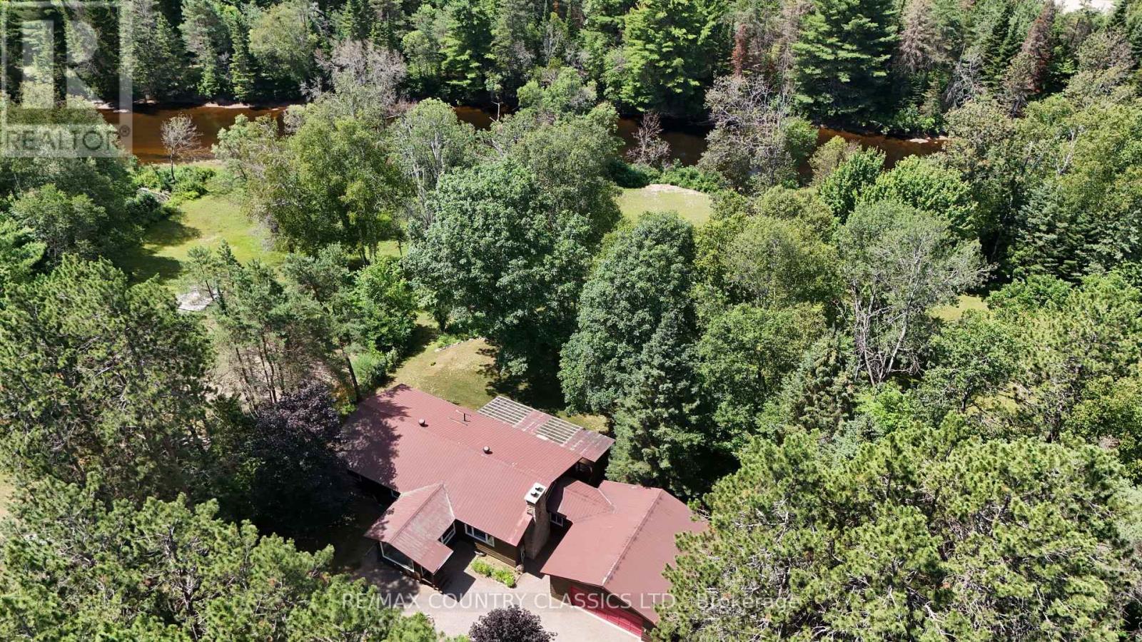 24 FIREHALL LANE - 5