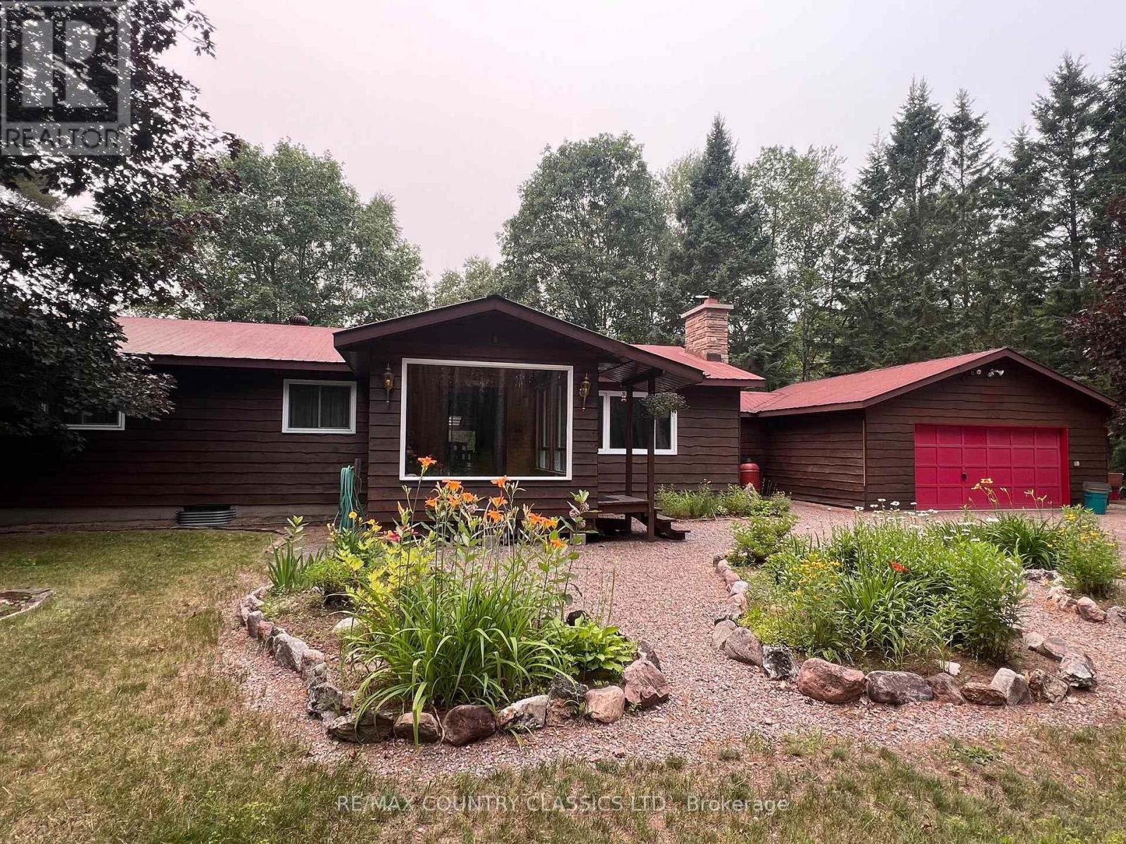 24 FIREHALL LANE - 6