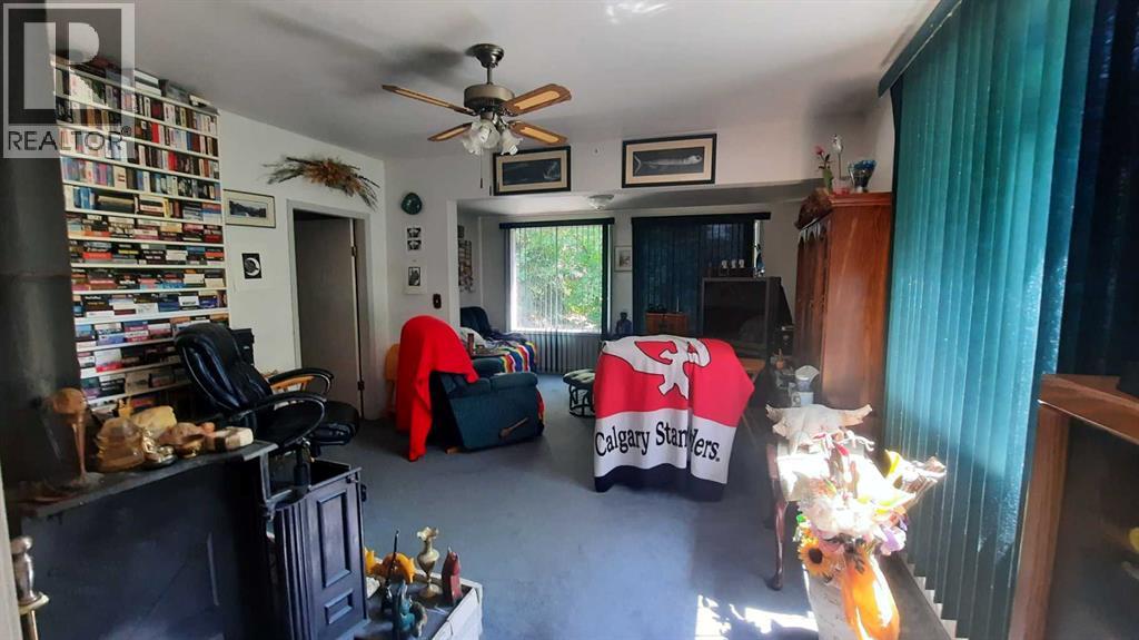 227 6 Street - 10