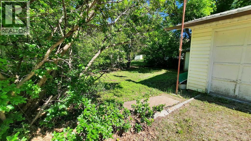 227 6 Street - 32