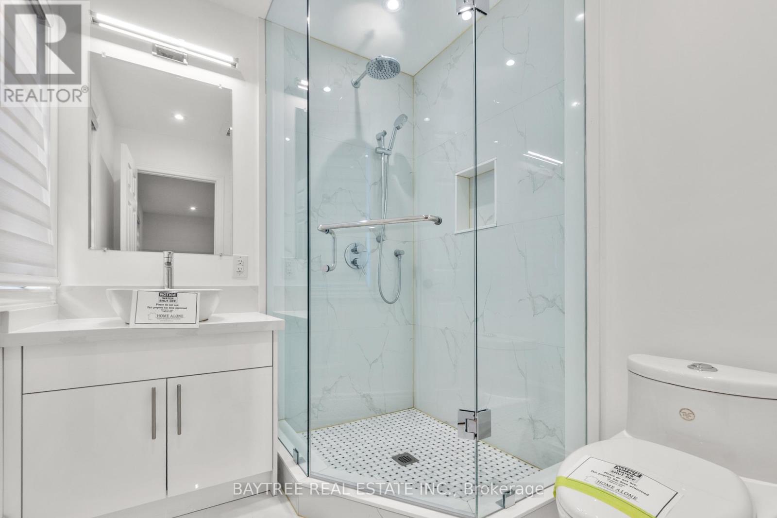 162 BATHURST GLEN DRIVE - 20