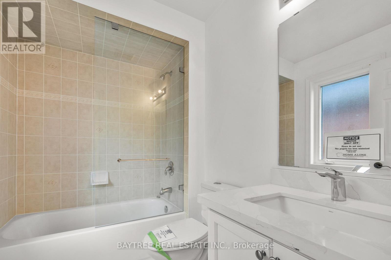 162 BATHURST GLEN DRIVE - 18