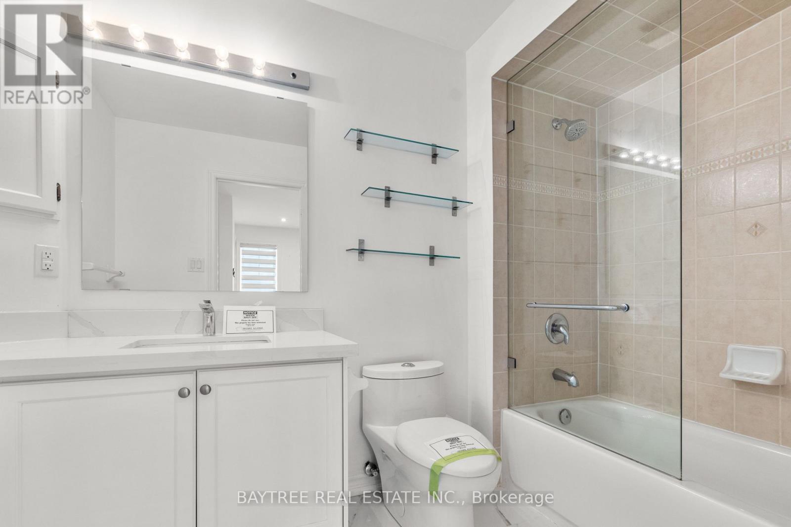 162 BATHURST GLEN DRIVE - 22