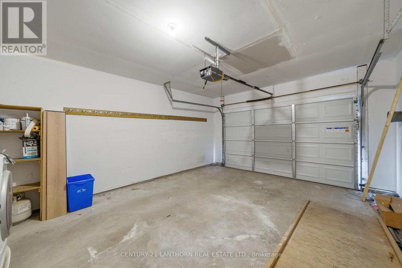 13 NESBITT DRIVE - 43