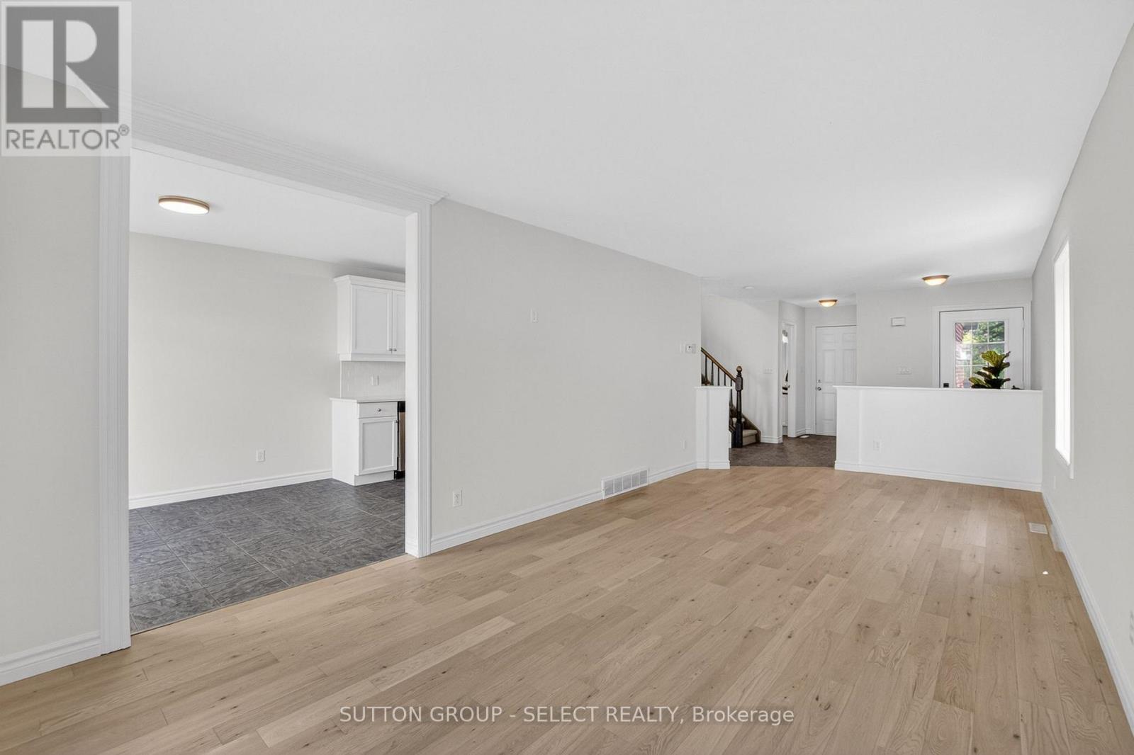1893 STACKHOUSE CRESCENT - 10