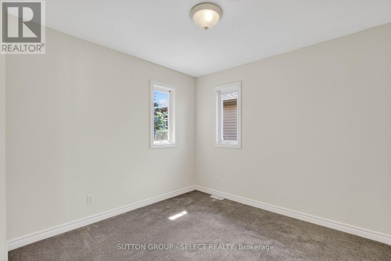 1893 STACKHOUSE CRESCENT - 19
