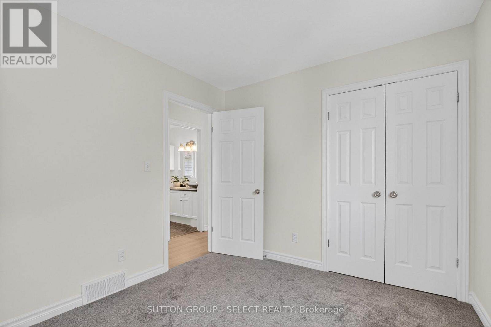 1893 STACKHOUSE CRESCENT - 22