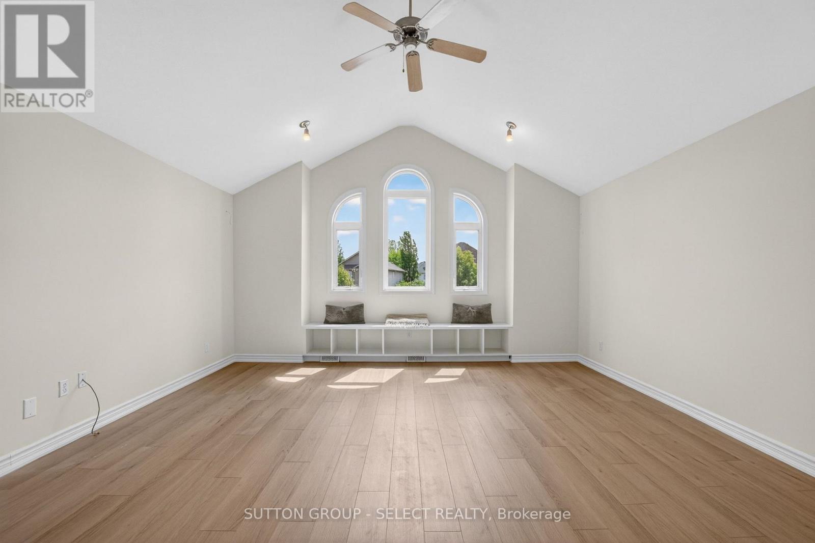 1893 STACKHOUSE CRESCENT - 31