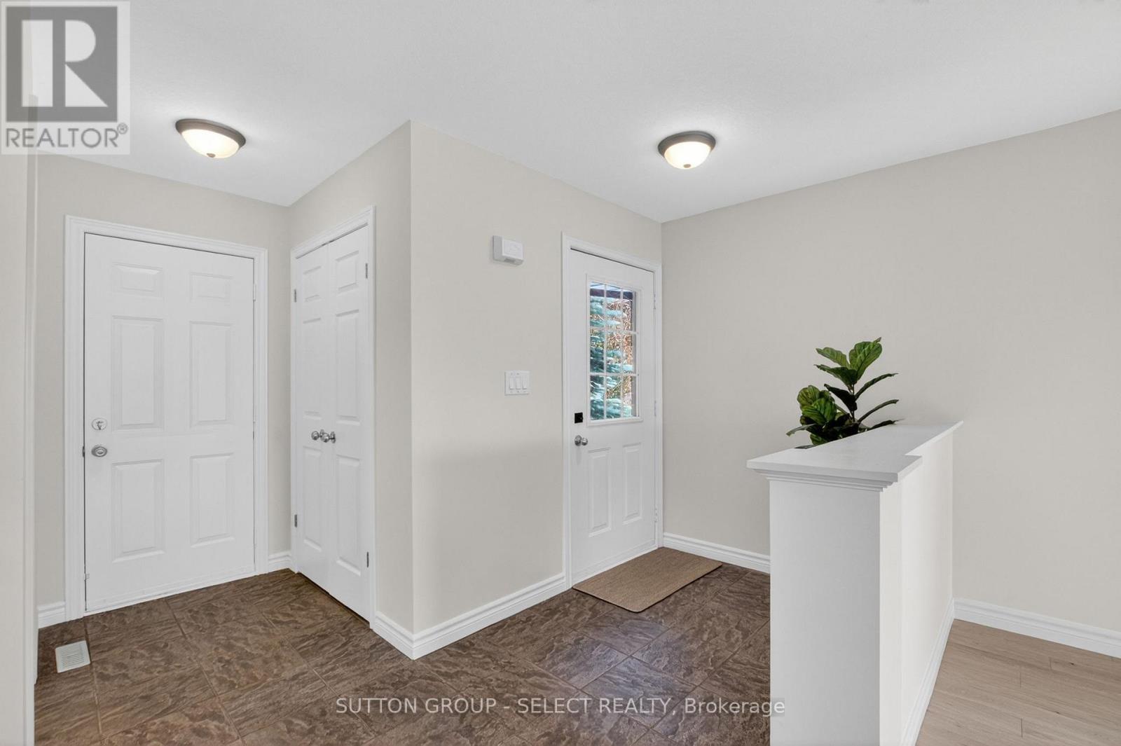 1893 STACKHOUSE CRESCENT - 5