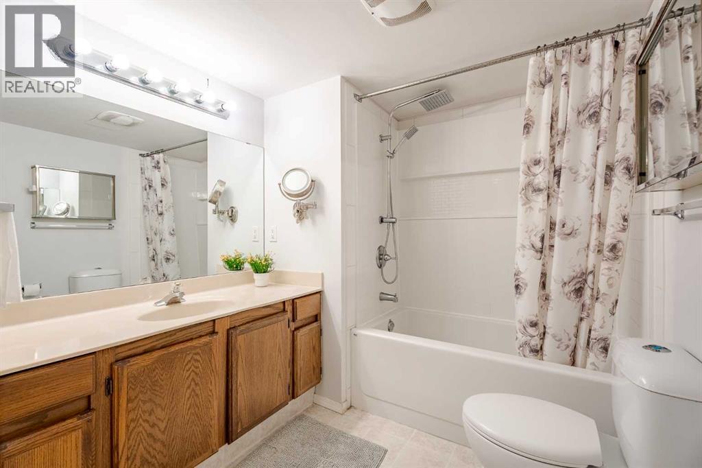 #7 3402 Parkdale Boulevard NW - 17